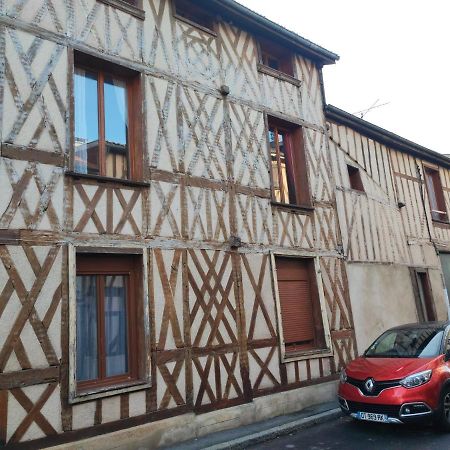 **Studio Art - 30m2 - Centre ville** Châlons-en-Champagne Esterno foto