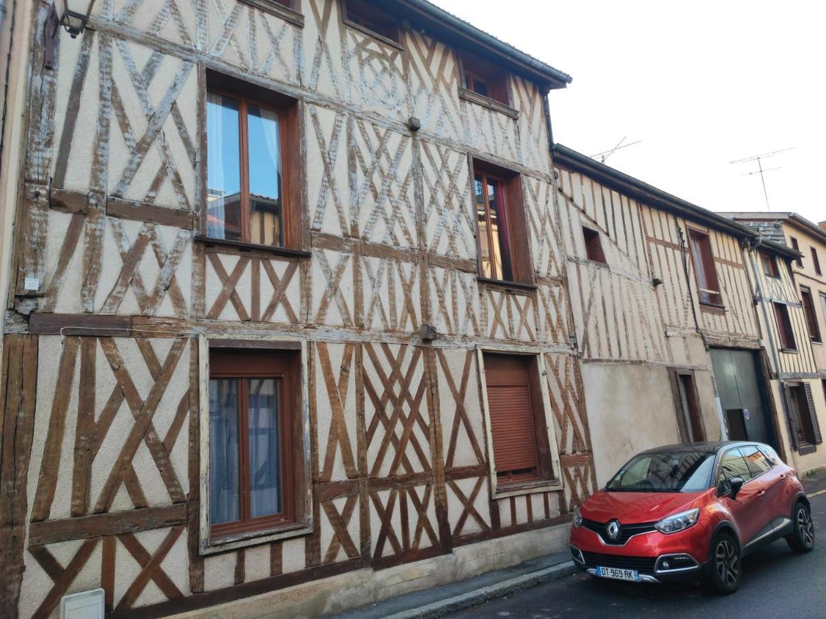 **Studio Art - 30m2 - Centre ville** Châlons-en-Champagne Esterno foto