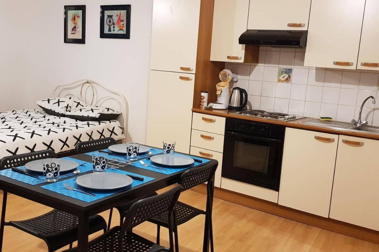 **Studio Art - 30m2 - Centre ville** Châlons-en-Champagne Esterno foto
